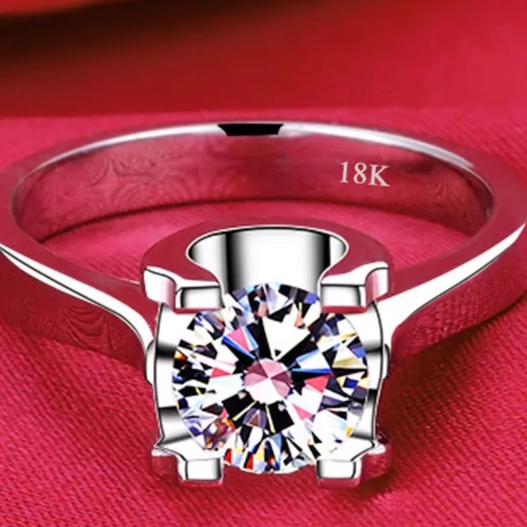 18K WHITE GOLD FILLED DIAMOND ENGAGEMENT RING - Picture 4 of 10